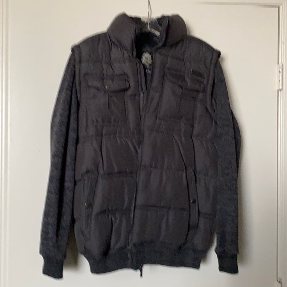 Men’s or women’s puffer style jacket with hoodie
